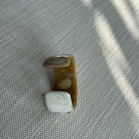 Ashley Pittman Ungana mixed stone cuffed bracelet light horn - Picture 7 of 11